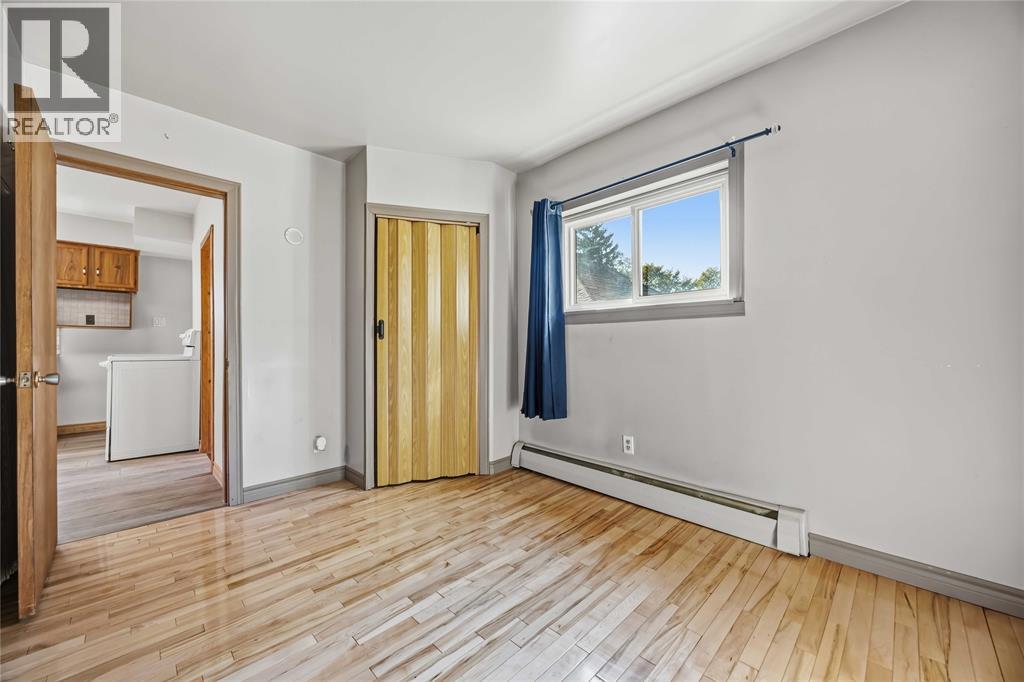 333 Mitton Street South Property Photo 9