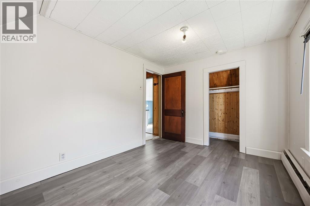 333 Mitton Street South Property Photo 16