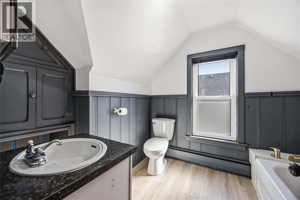 333 Mitton Street South Property Photo 18