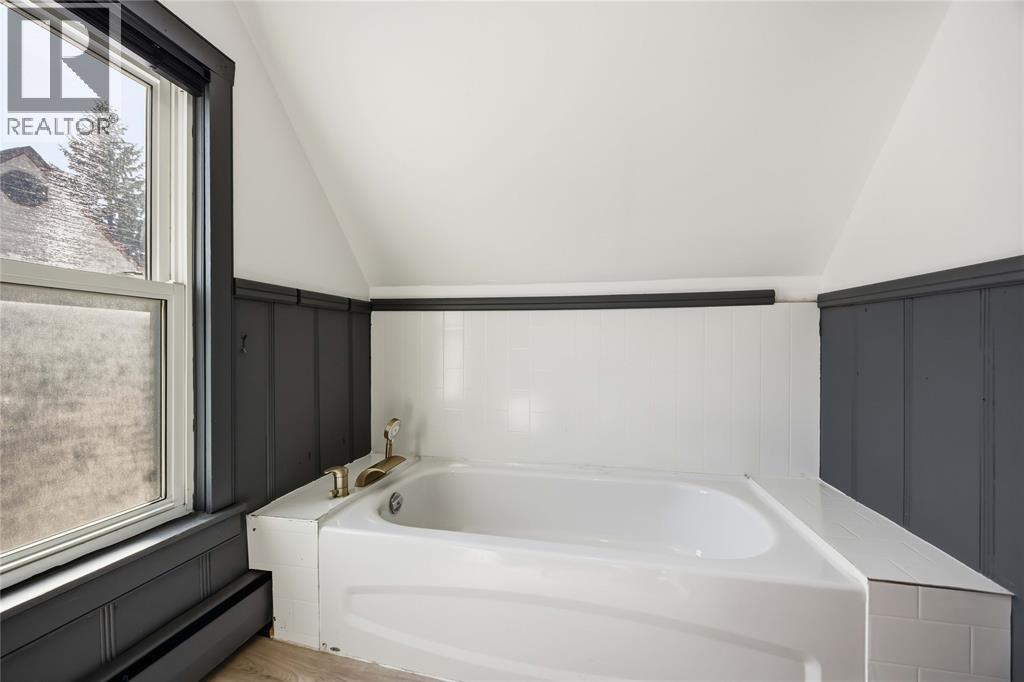 333 Mitton Street South Property Photo 19
