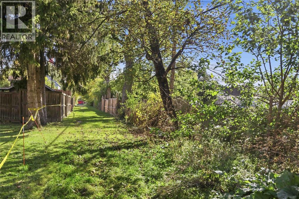 333 Mitton Street South Property Photo 31