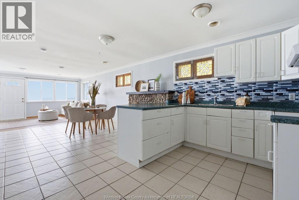 1455-1457 Heritage Road Property Photo 4