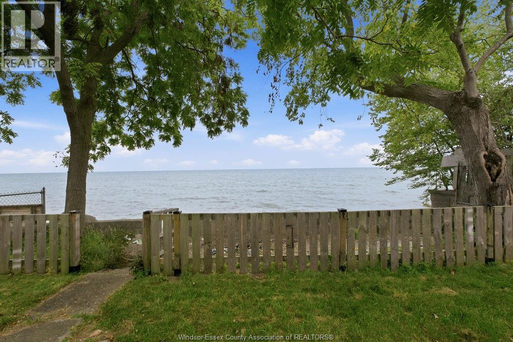 1455-1457 Heritage Road Property Photo 24