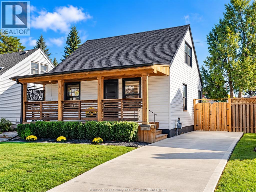 2328 Forest Property Photo 1