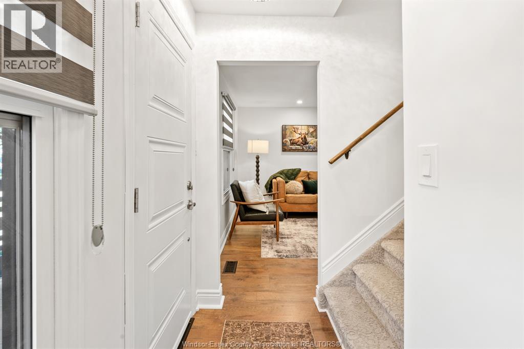 2328 Forest Property Photo 4