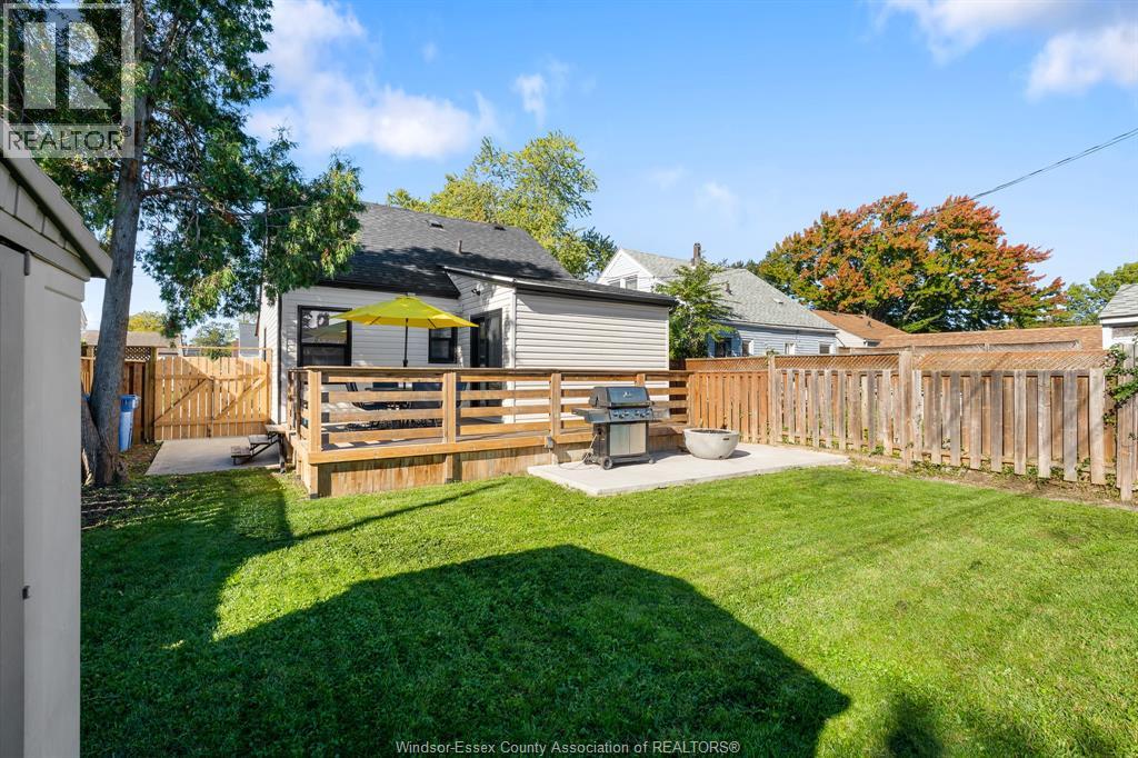2328 Forest Property Photo 39