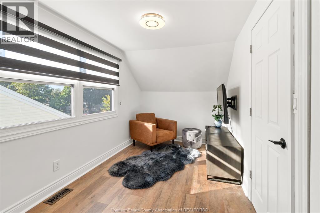 2328 Forest Property Photo 49