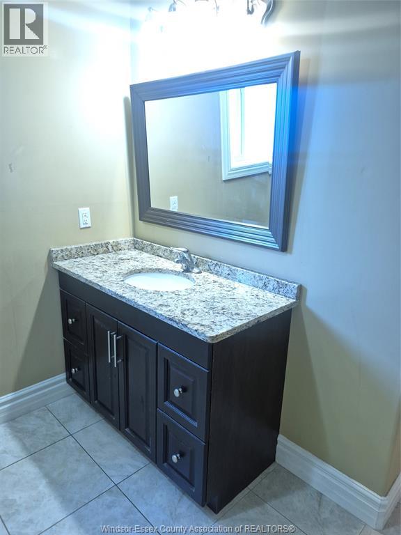 4783 Periwinkle Unit# Lower Property Photo 13