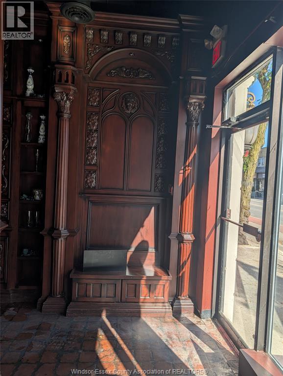 614 Erie Street East Property Photo 2