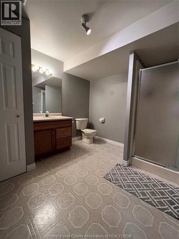 9 Erie Glen Crescent Property Photo 20