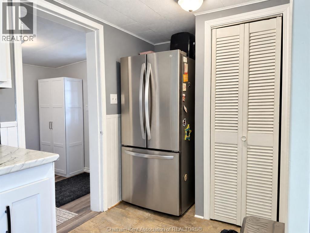 19051 Charing Cross Road Property Photo 9