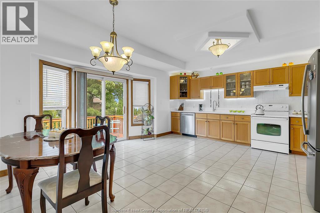 445 John Harvey Crescent Property Photo 13