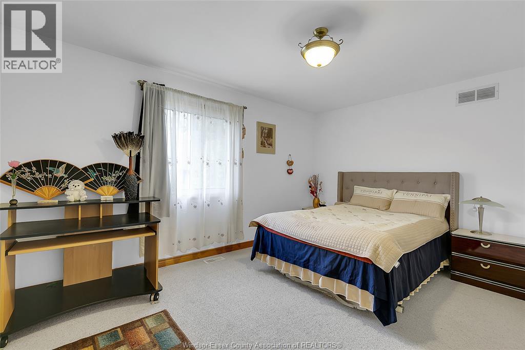 445 John Harvey Crescent Property Photo 19