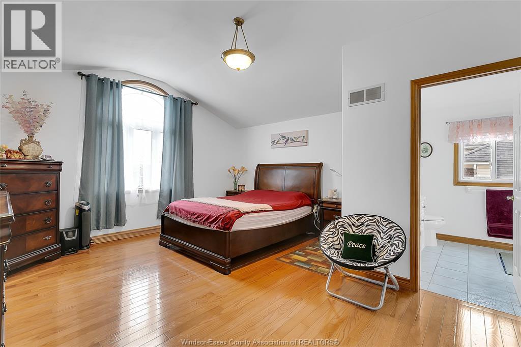 445 John Harvey Crescent Property Photo 25