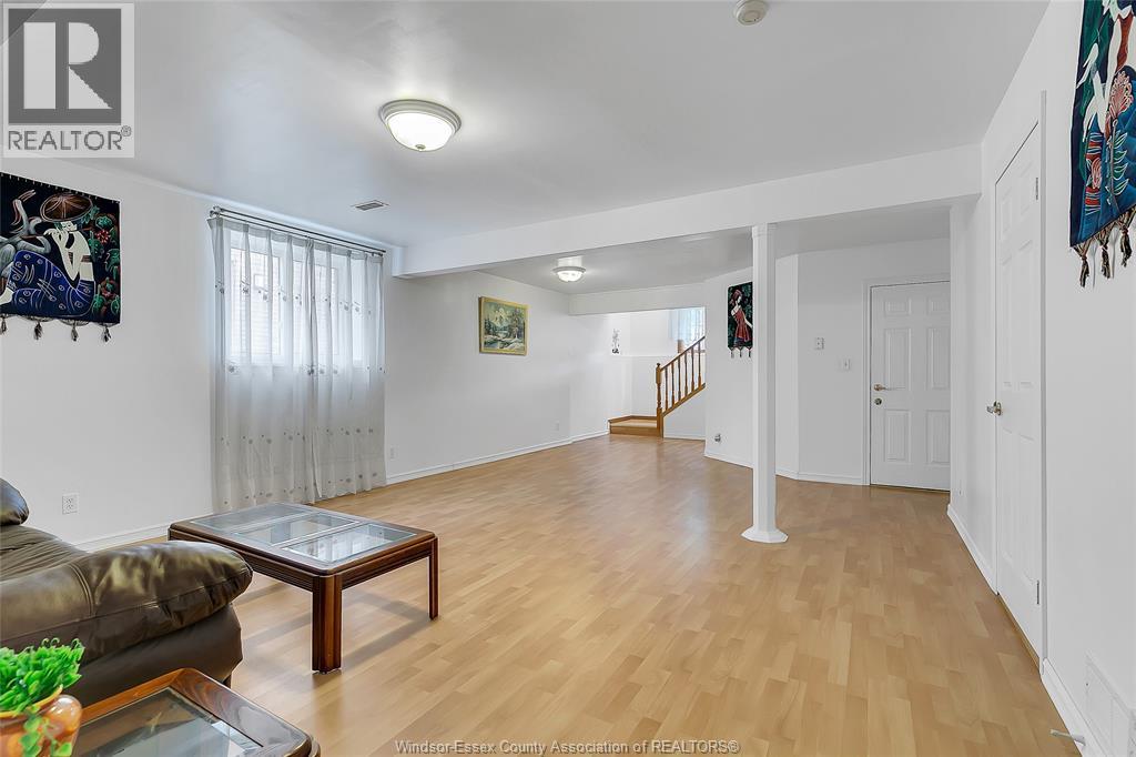 445 John Harvey Crescent Property Photo 32