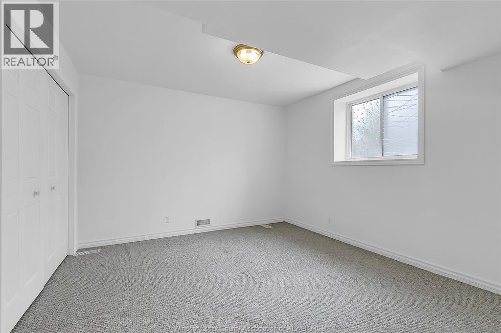445 John Harvey Crescent Property Photo 38