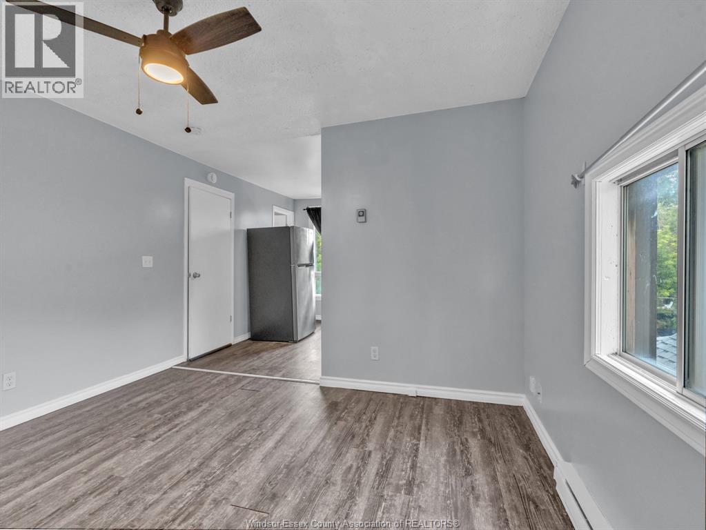2241 Mercer Unit# Upper Property Photo 7