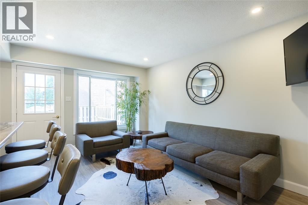 215 Trudeau Drive Unit# 69 Property Photo 7