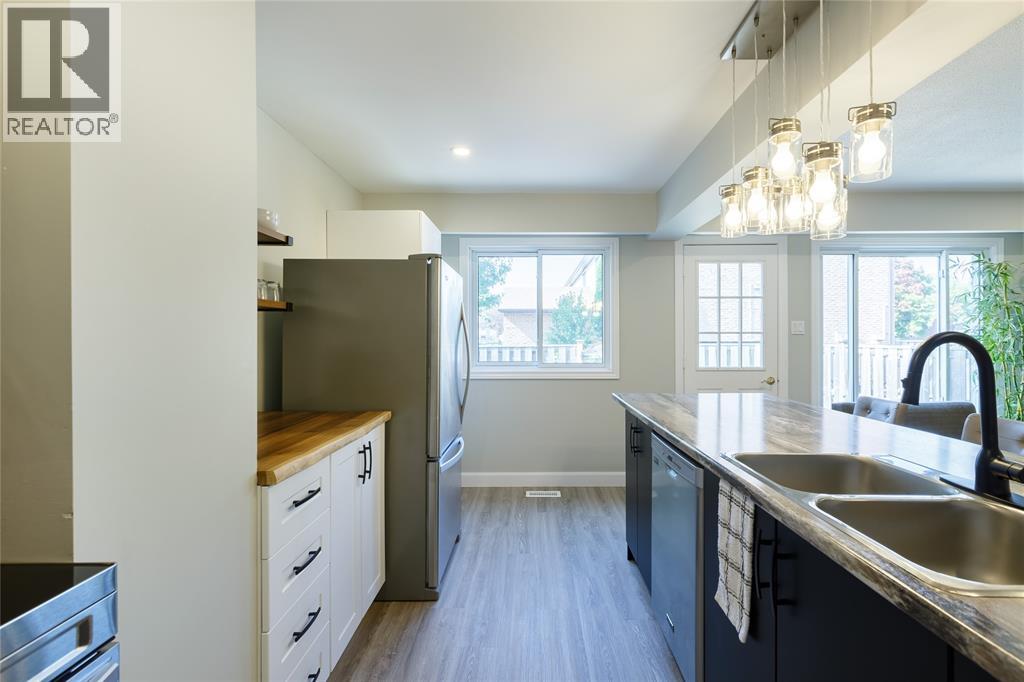 215 Trudeau Drive Unit# 69 Property Photo 8