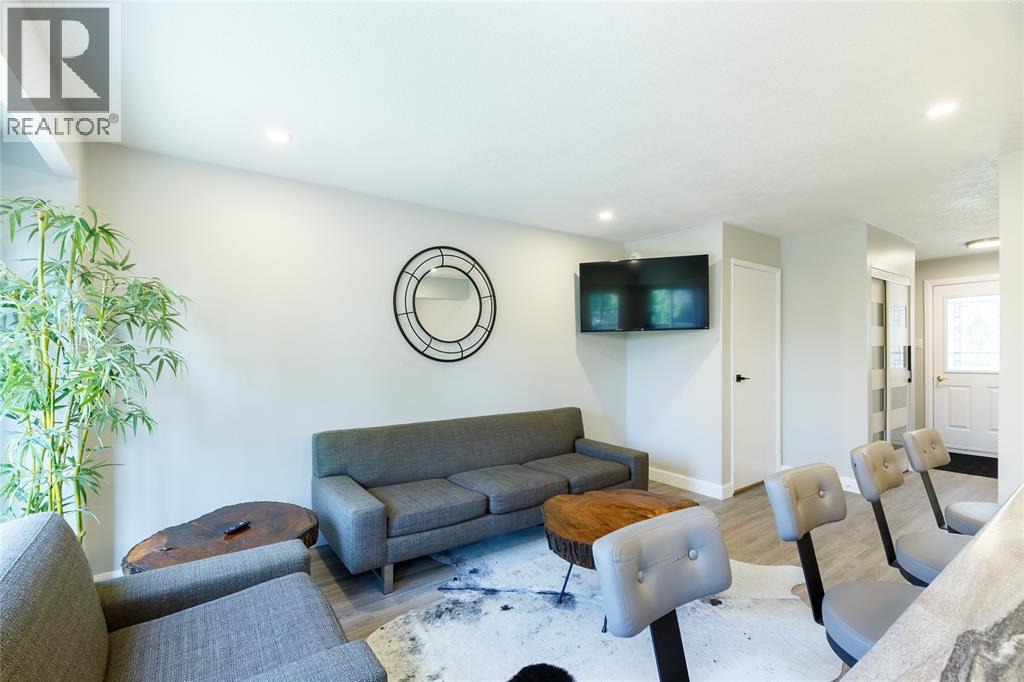 215 Trudeau Drive Unit# 69 Property Photo 14