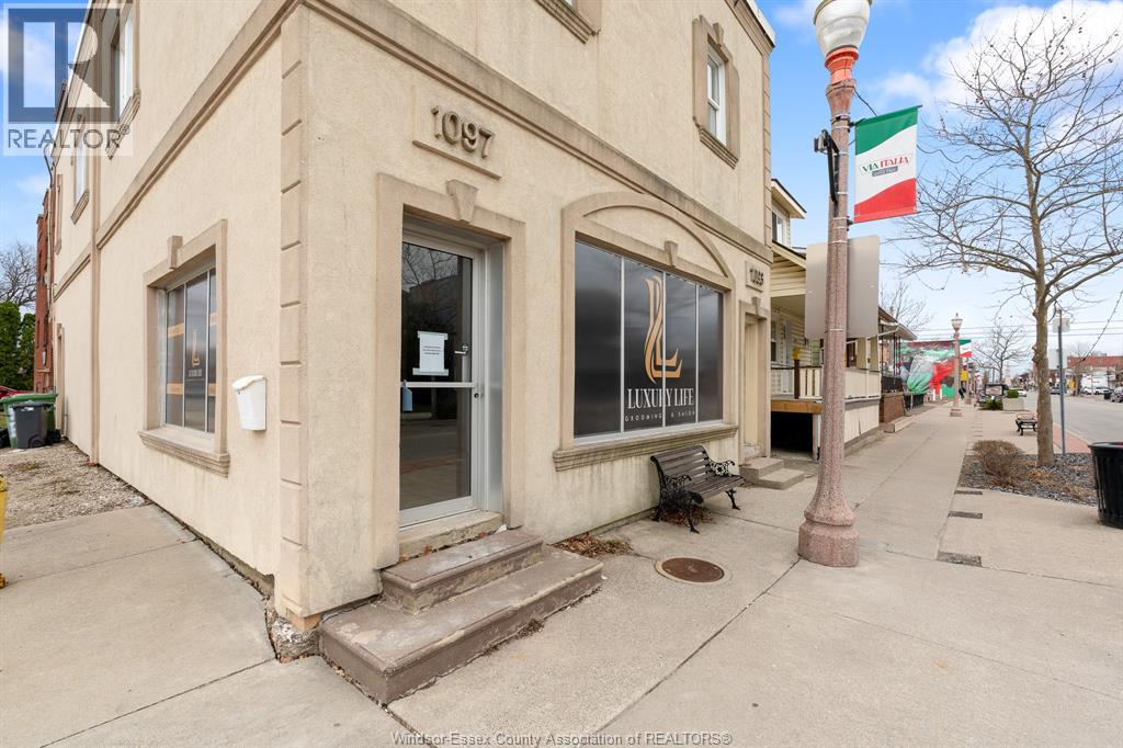 1093-1097 Erie Street East Property Photo 4