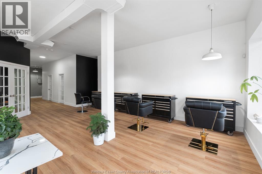 1093-1097 Erie Street East Property Photo 12