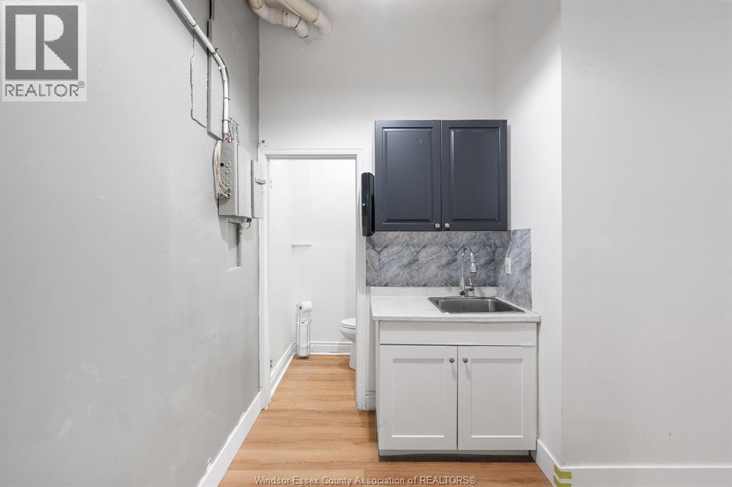 1093-1097 Erie Street East Property Photo 22