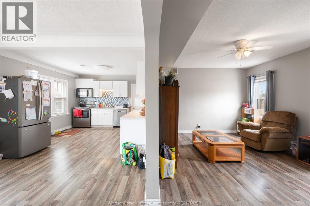 1093-1097 Erie Street East Property Photo 26