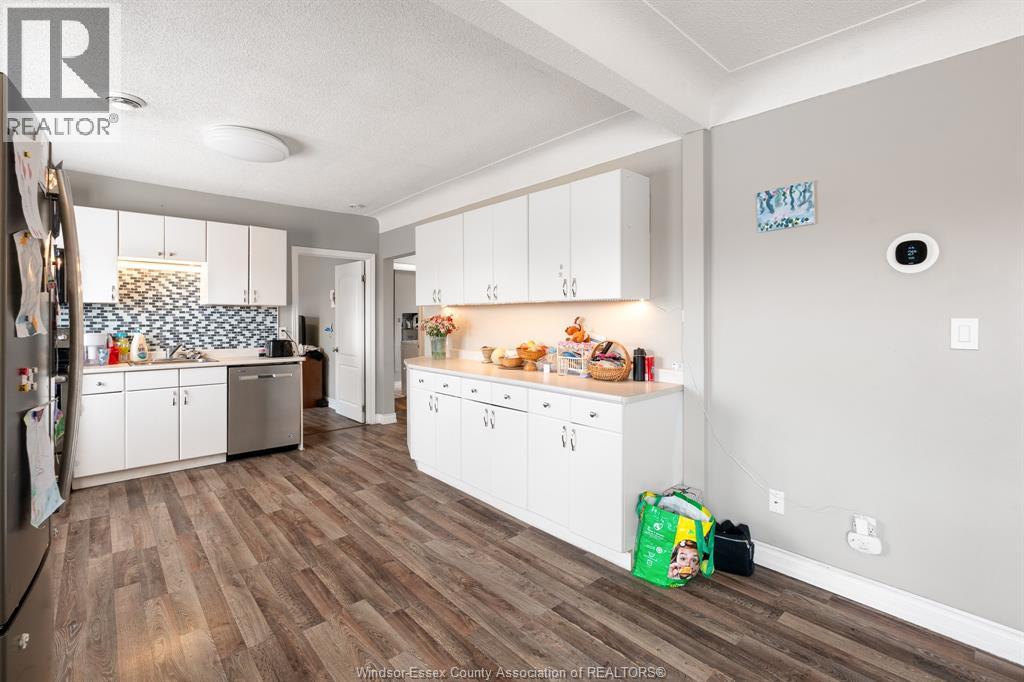 1093-1097 Erie Street East Property Photo 31