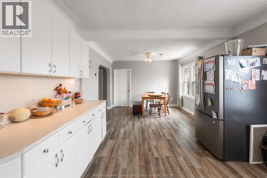 1093-1097 Erie Street East Property Photo 32