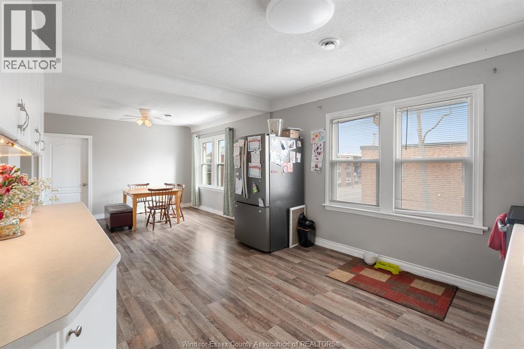 1093-1097 Erie Street East Property Photo 33