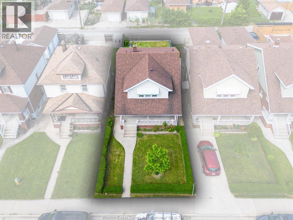 1165 Marentette Property Photo 7