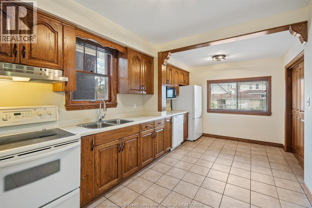 1165 Marentette Property Photo 30