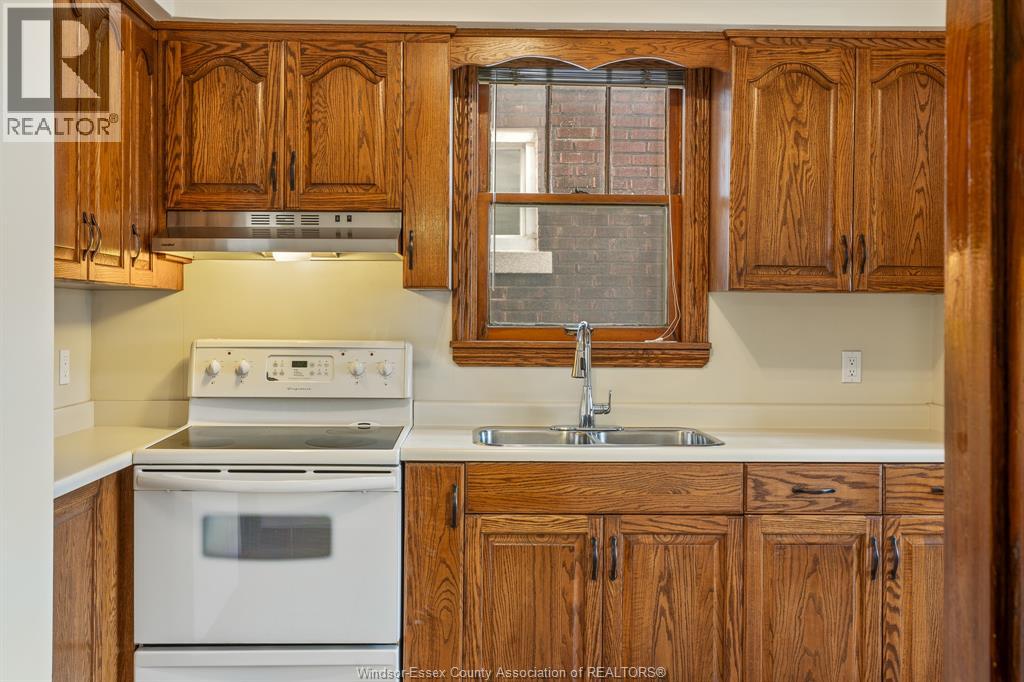 1165 Marentette Property Photo 33