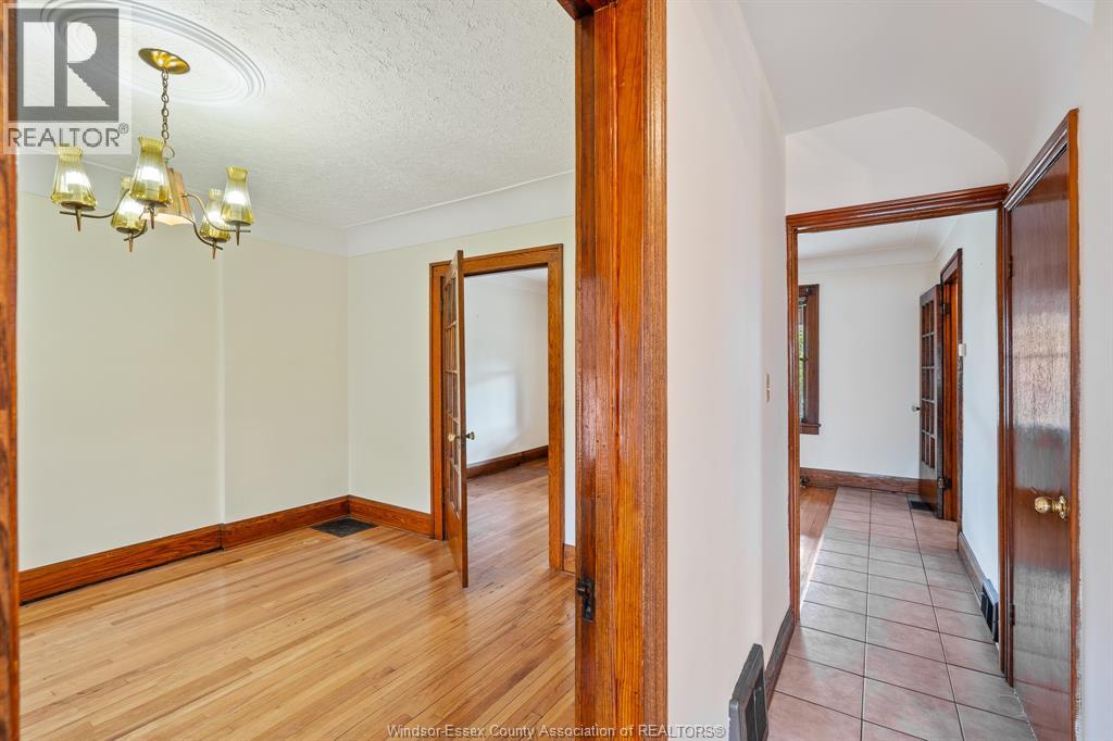1165 Marentette Property Photo 35