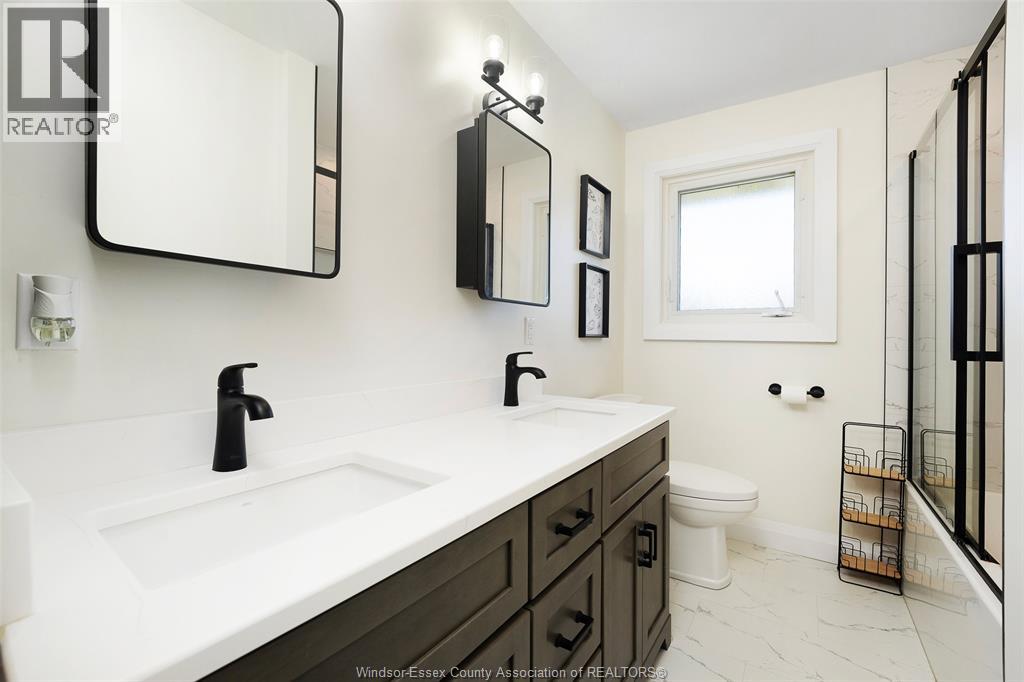 1237 Homedale Property Photo 23