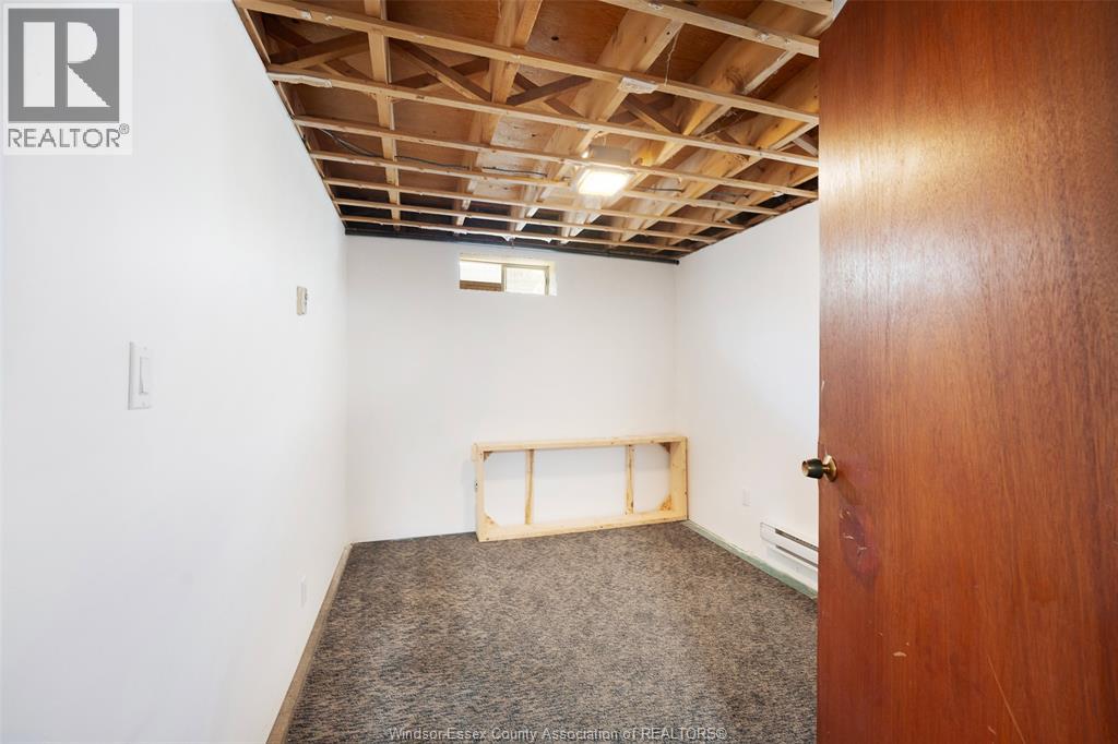 1237 Homedale Property Photo 29