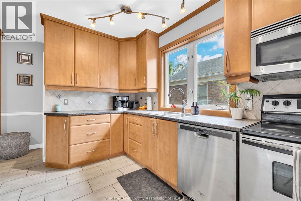 466 Matthew Brady Property Photo 4