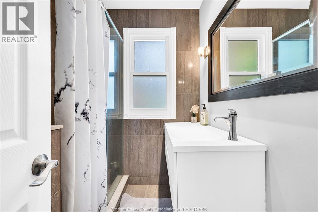 466 Matthew Brady Property Photo 14