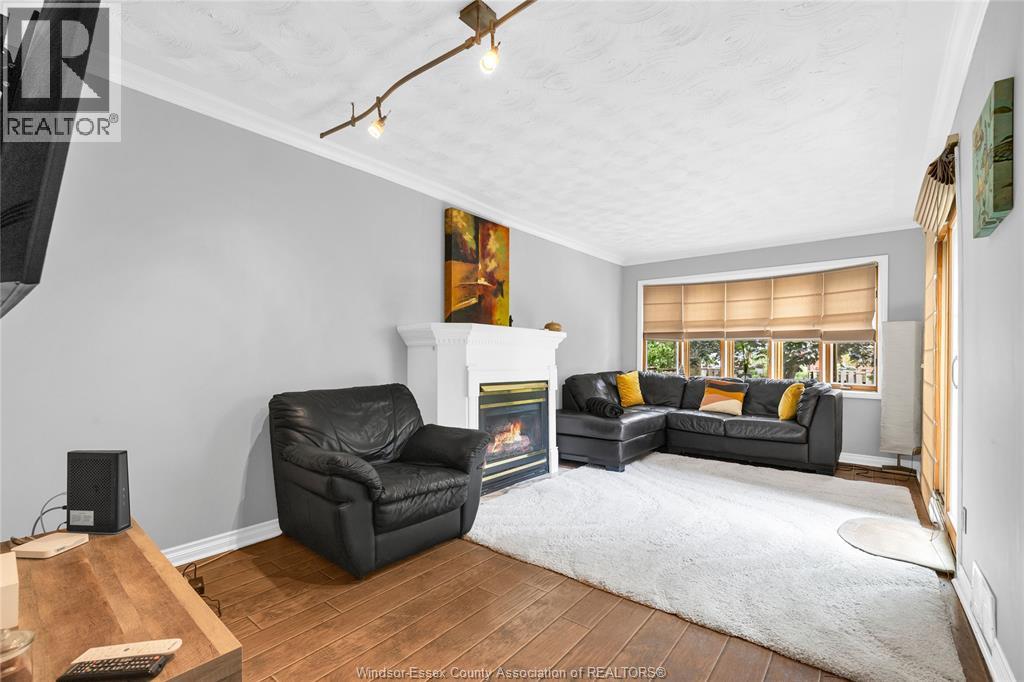 466 Matthew Brady Property Photo 15