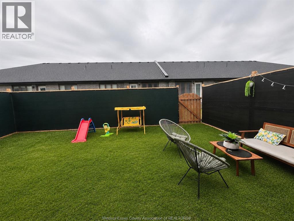 3639 Hallee Property Photo 10