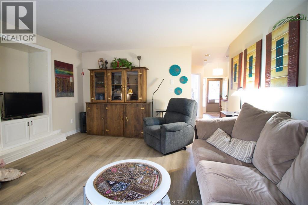 2 Thomas Street Property Photo 4