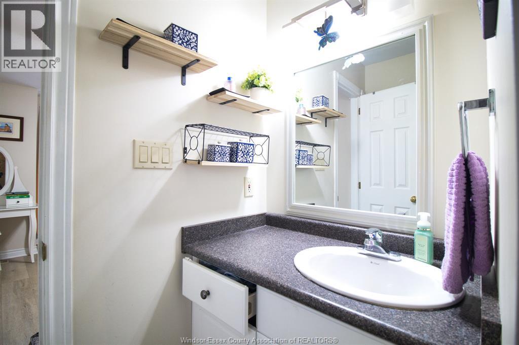 2 Thomas Street Property Photo 15