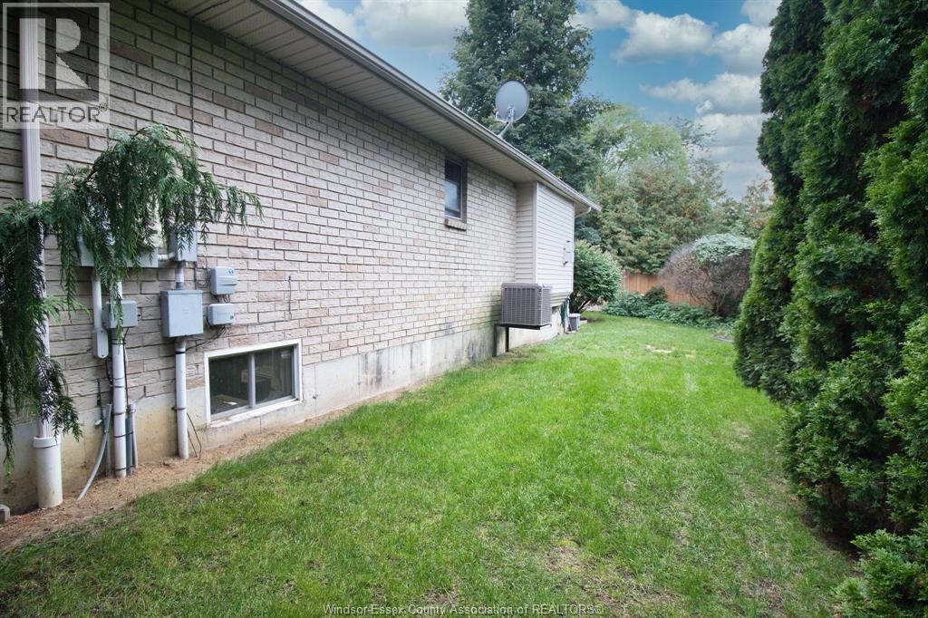 2 Thomas Street Property Photo 34