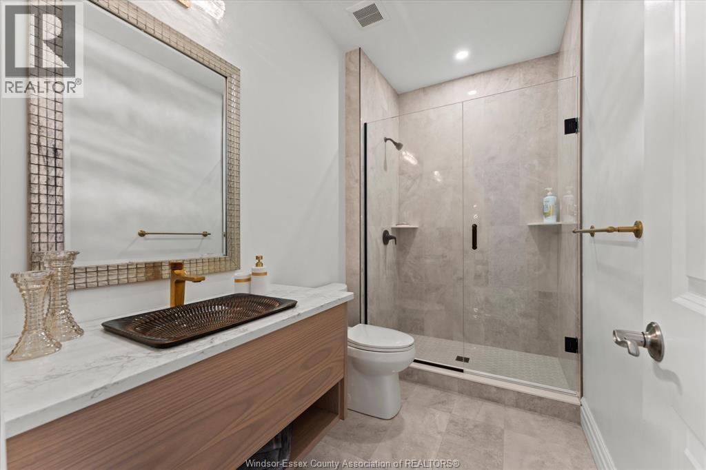 570 Orchards Crescent Property Photo 21