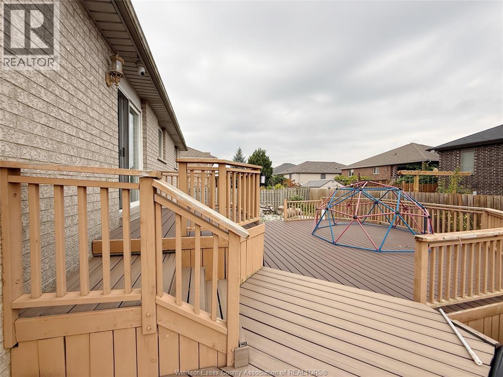 546 Compton Court Property Photo 22