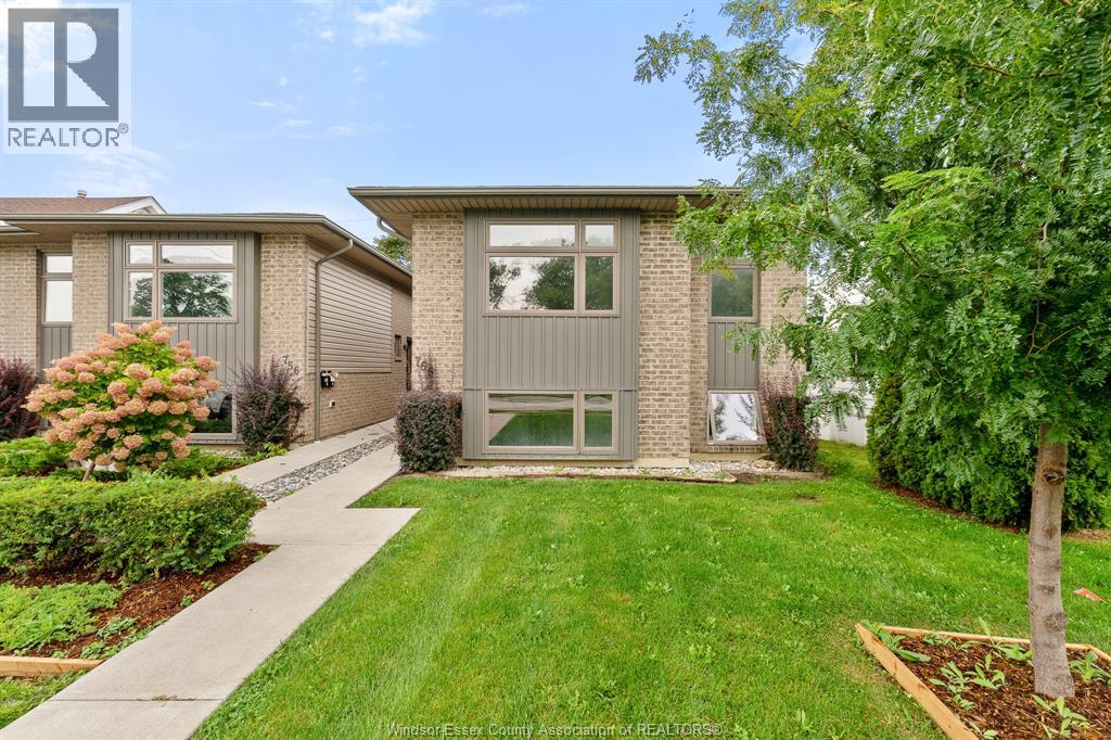 766 Irvine Avenue Property Photo 3