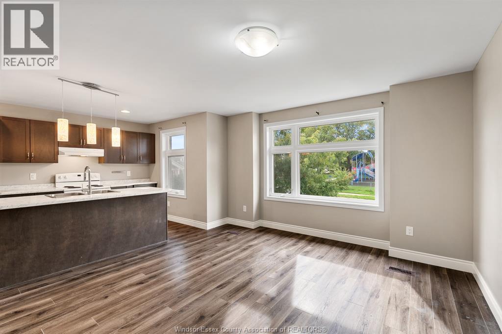 766 Irvine Avenue Property Photo 10