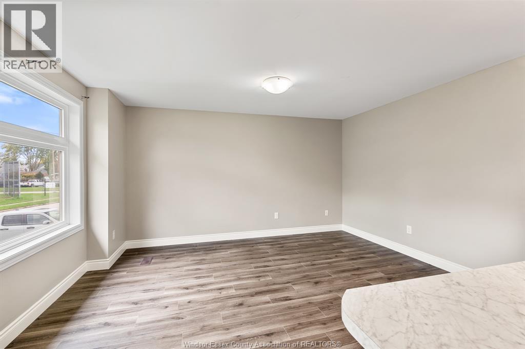 766 Irvine Avenue Property Photo 12