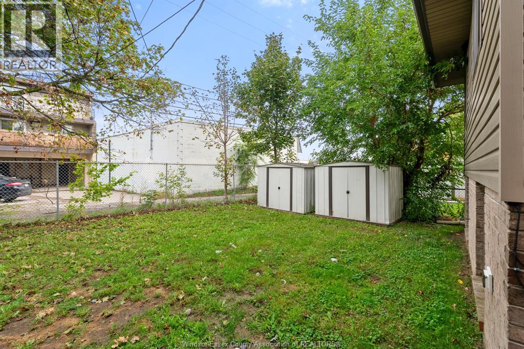 766 Irvine Avenue Property Photo 24